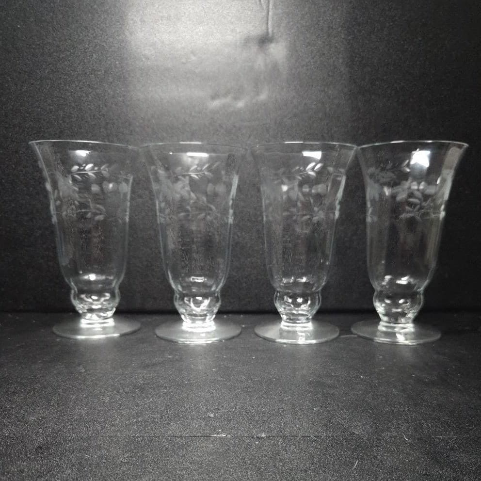 Weston Style Optic Crystal Sundae Glasses, Set of 4, Panel Design Dessert Cups - Thumbnail 3