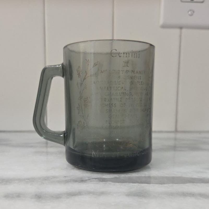 Gemini Zodiac Sign Smoke Gray Coffee Cup, Vintage Faded Gold Lettering Mug - Thumbnail 4