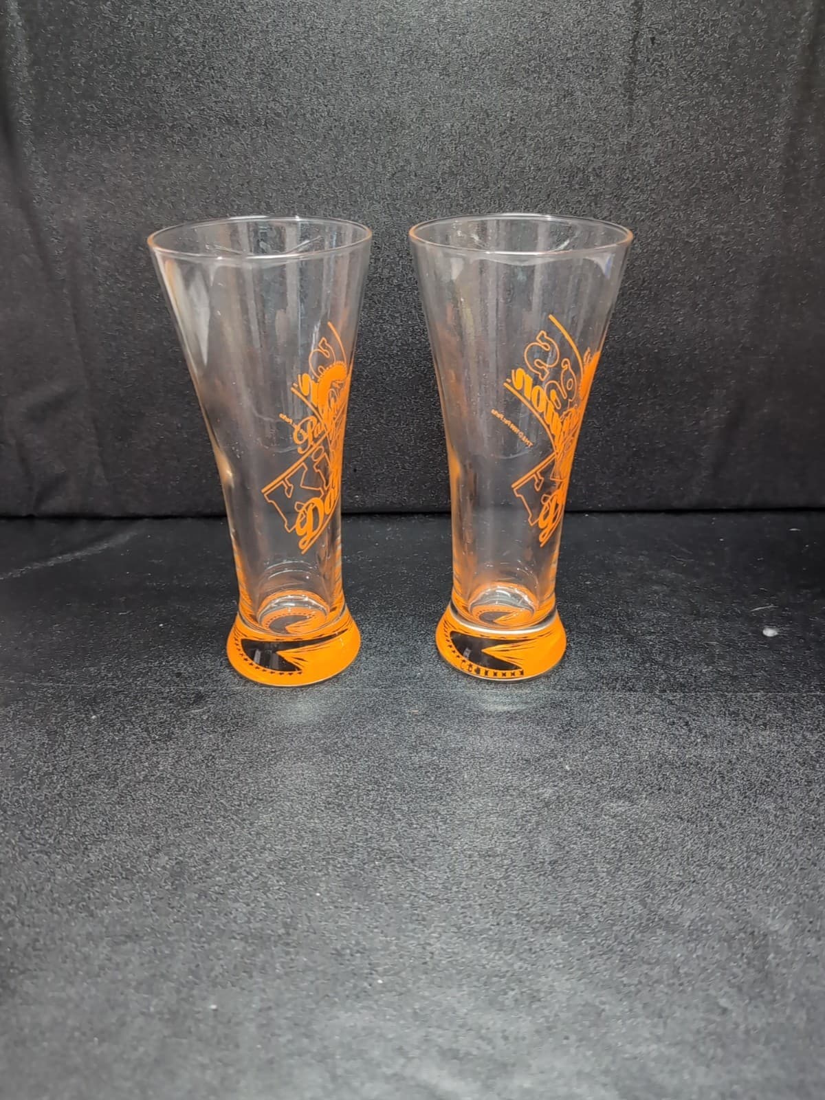 Paramount's Kings Dominion Pilsner Glass Set, Vintage Orange Logo Beer Glasses - Thumbnail 4