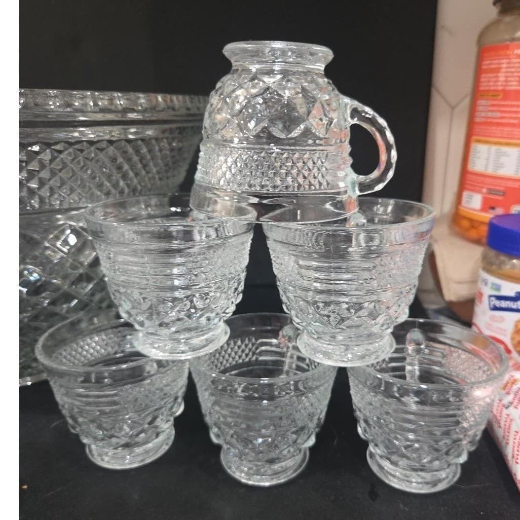 Anchor Hocking Arlington Punch Bowl, 18 Cups Included, Vintage Clear Glassware - Thumbnail 5