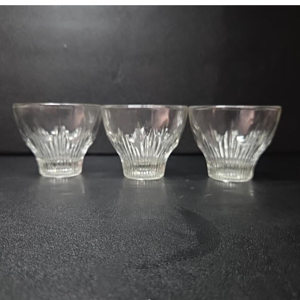Indiana Glass Footed Cocktail Glasses, Set of 3, Vintage Ribbed Design Tumblers - Thumbnail 4