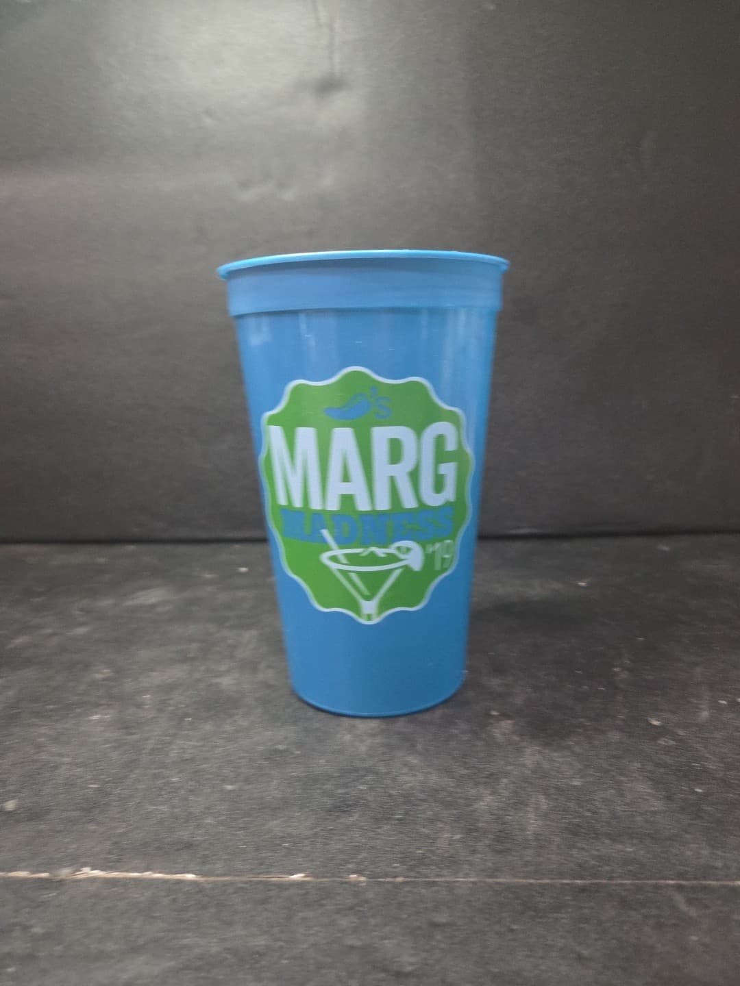 Chili’s Bar Restaurant Margarita Cocktail Cup “Marg Madness” 16oz Blue Green - Thumbnail 3