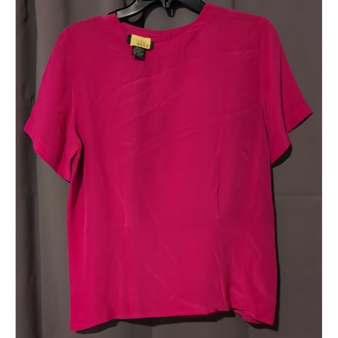 Charter Club by Jane Justin Fuchsia Pink 100% Silk Short Sleeve Blouse, Size 6 - Thumbnail 3