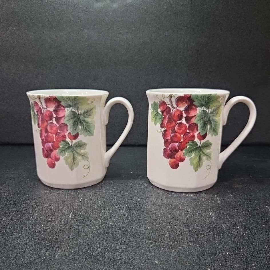 Royal Doulton Grape Coffee Cups, Set of 2, Vintage Fruit-Themed Mugs, Drinkware - Thumbnail 2