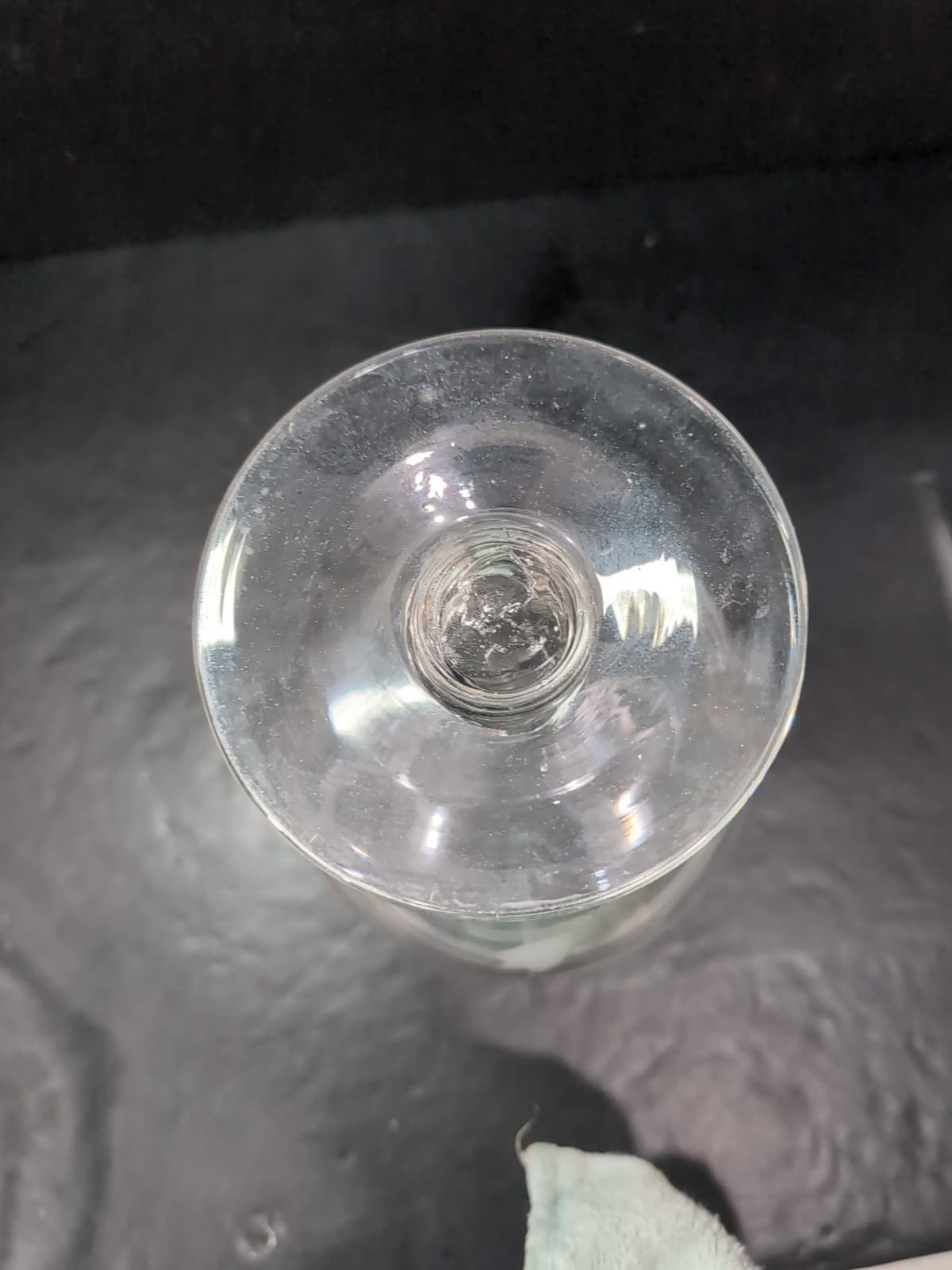 Chintz Flower Etched Clear Glass Vase, 11" Footed Vase, Vintage Decor, Glassware - Thumbnail 7