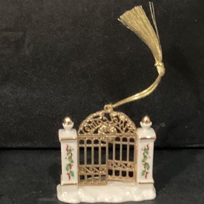 Vintage Lenox Porcelain First Year in our new Home 2008 Christmas Ornament 3" - Thumbnail 5
