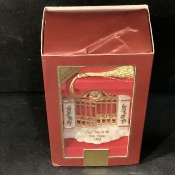 Vintage Lenox Porcelain First Year in our new Home 2008 Christmas Ornament 3" - Thumbnail 8