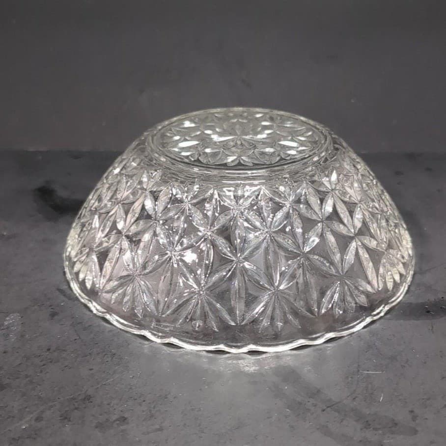 Pressed Glass Petal Design Clear Serving Bowl, Replacement Vintage Glassware - Thumbnail 9