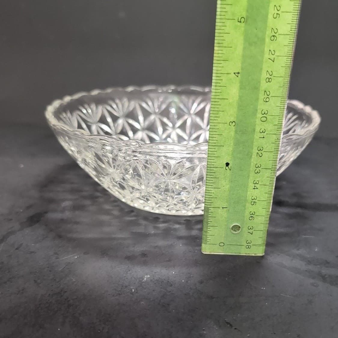 Pressed Glass Petal Design Clear Serving Bowl, Replacement Vintage Glassware - Thumbnail 6