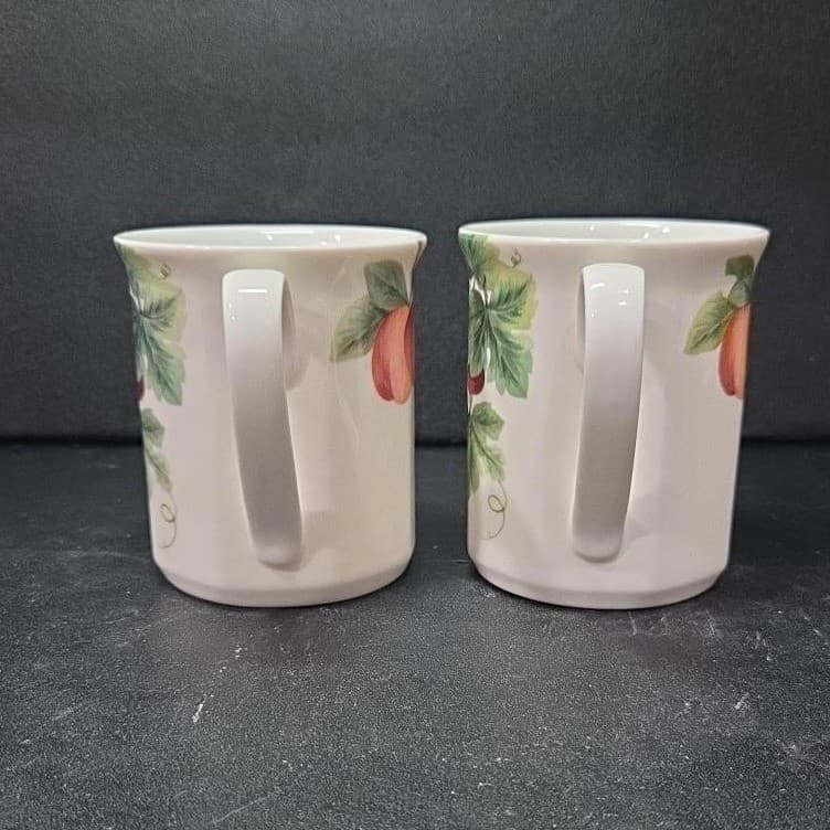 Royal Doulton Grape Coffee Cups, Set of 2, Vintage Fruit-Themed Mugs, Drinkware - Thumbnail 3