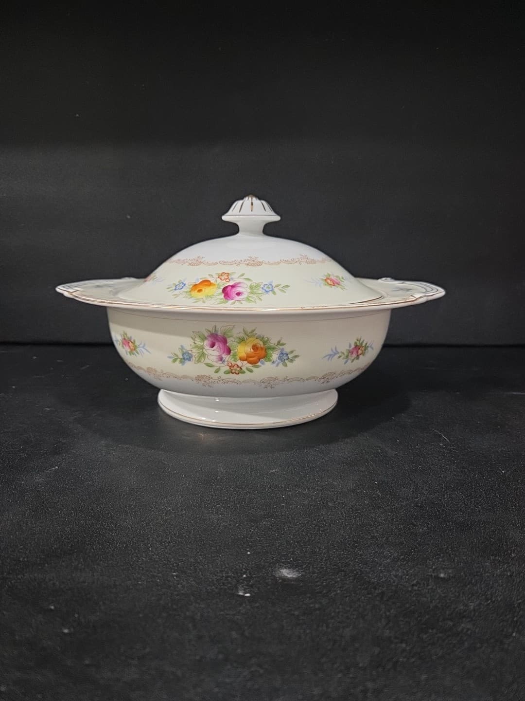 Kongo KON19 China Japan Vegetable Serving Bowl With Lid Hand Painted 10 1/2"