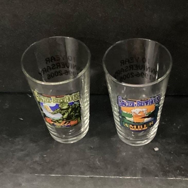 Glacier Brewhouse India Pale & Amber Ale Pints Glasses Set of 2 Anchorage Alaska - Thumbnail 3