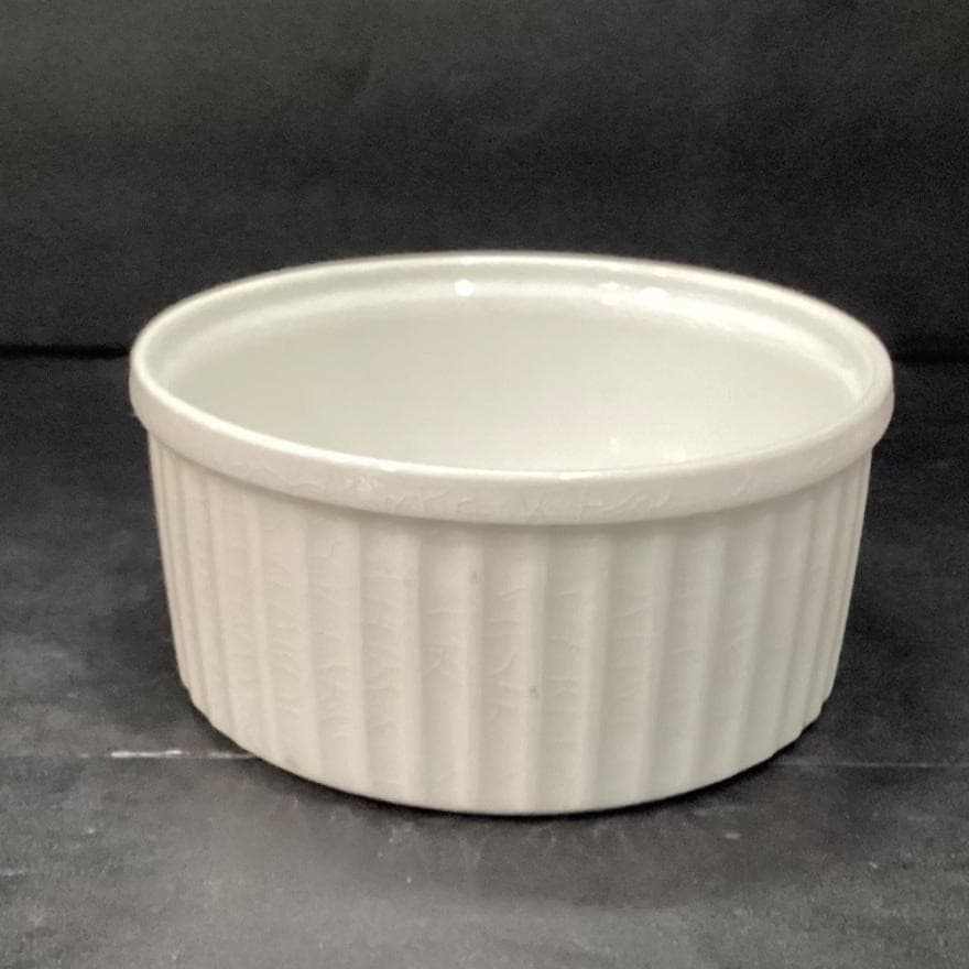 Arabia of Finland White Ribbed Souffle Bowl, Vintage Casserole Dish, Bakeware - Thumbnail 9