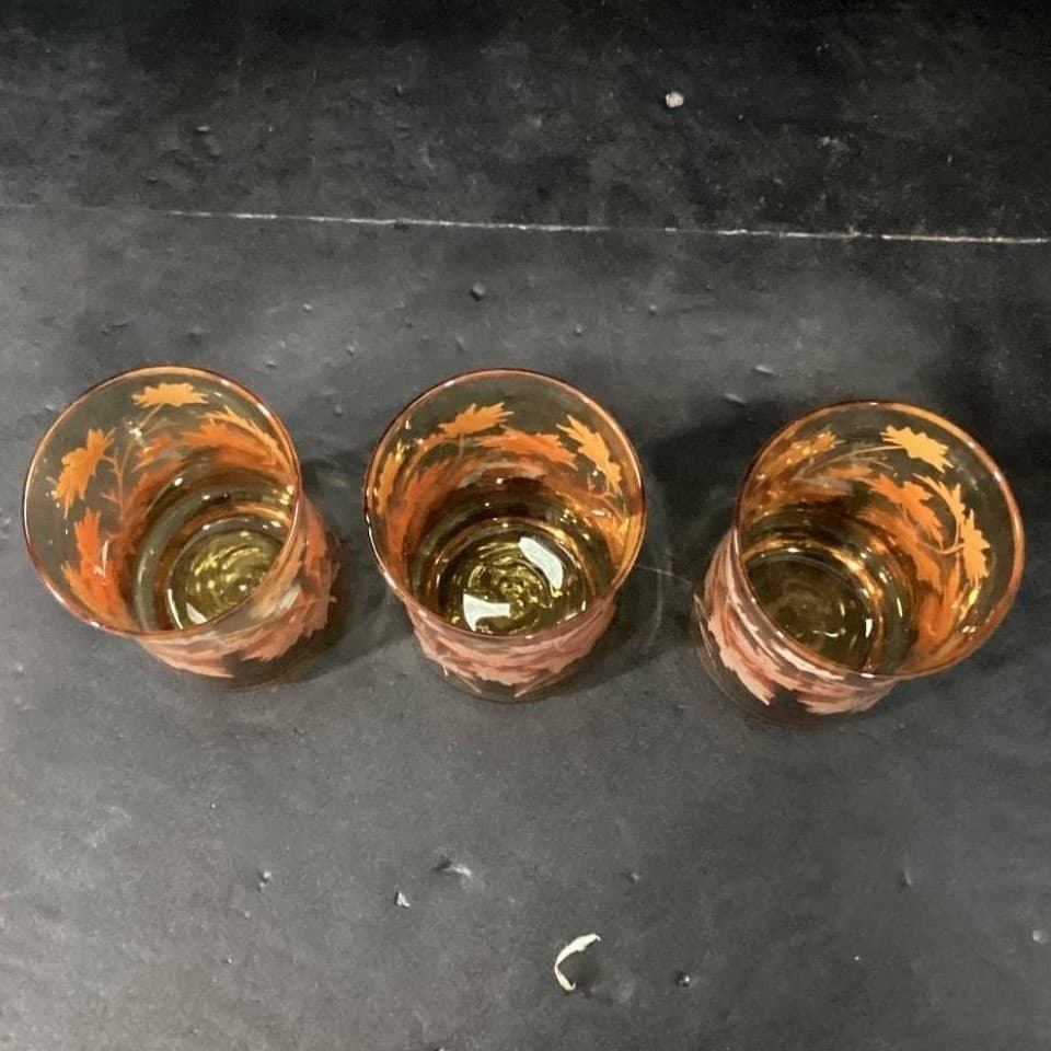 Libbey Autumn Leaves Tumblers, Set of 3, Vintage Amber Glasses, Drinkware - Thumbnail 4