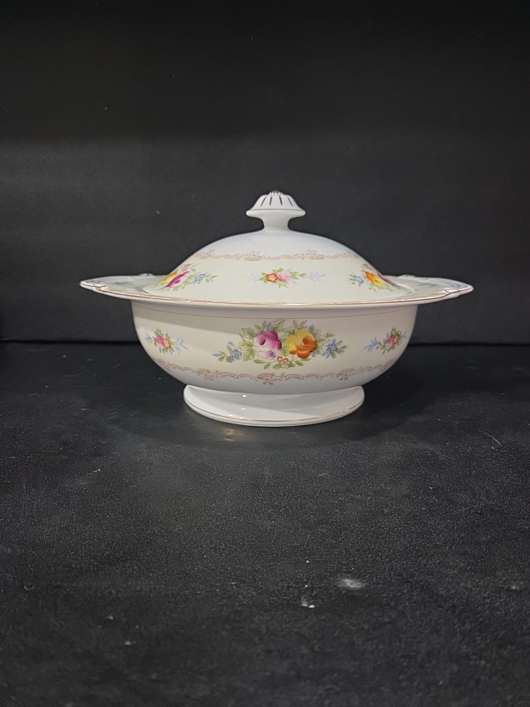 Kongo KON19 China Japan Vegetable Serving Bowl With Lid Hand Painted 10 1/2" - Thumbnail 3