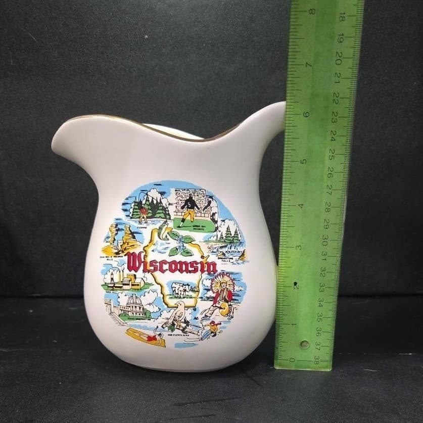 McCoy Pottery Wisconsin Pitcher #365, Vintage Farmhouse Kitchen Decor Vessel - Thumbnail 9