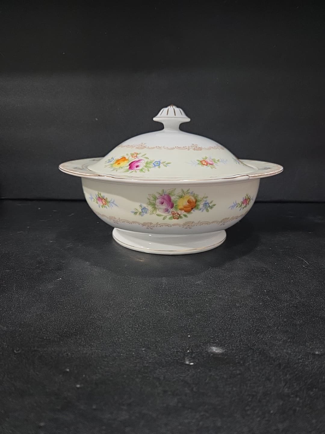 Kongo KON19 China Japan Vegetable Serving Bowl With Lid Hand Painted 10 1/2" - Thumbnail 2