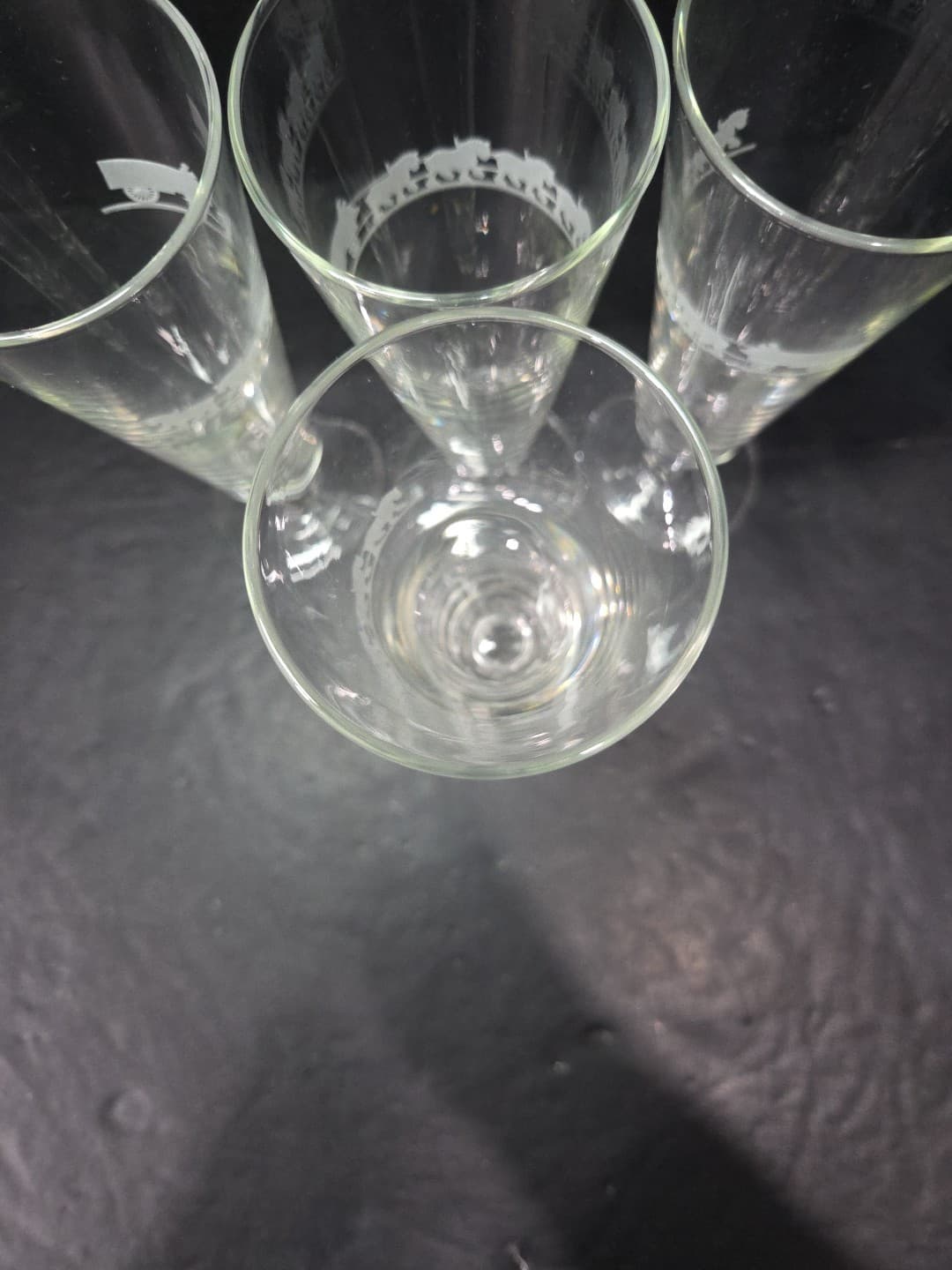 Anheuser Busch Glass Pilsners, Set of 4, Clydesdales Wagon Etched, Beer Glasses - Thumbnail 6