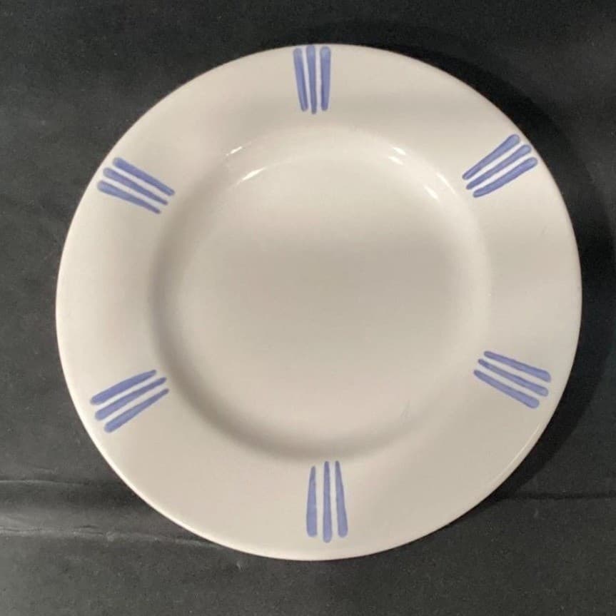 Pfaltzgraff Bonnie Brae Salad Plates, Set of 4, Vintage White & Blue Stoneware - Thumbnail 3