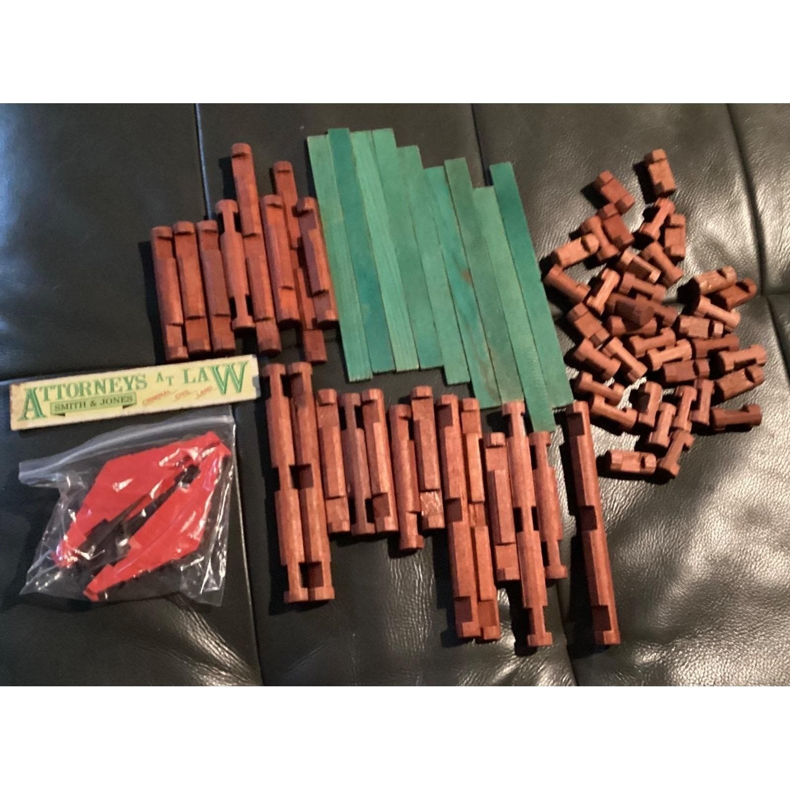 Lincoln Logs 70 Assorted Pieces, Vintage Wooden Building Toy - Thumbnail 7