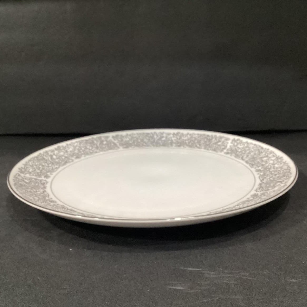 Brookwood Porcelain "Santiago" Chop Plate, Vintage Serving Platter, Tableware - Thumbnail 9