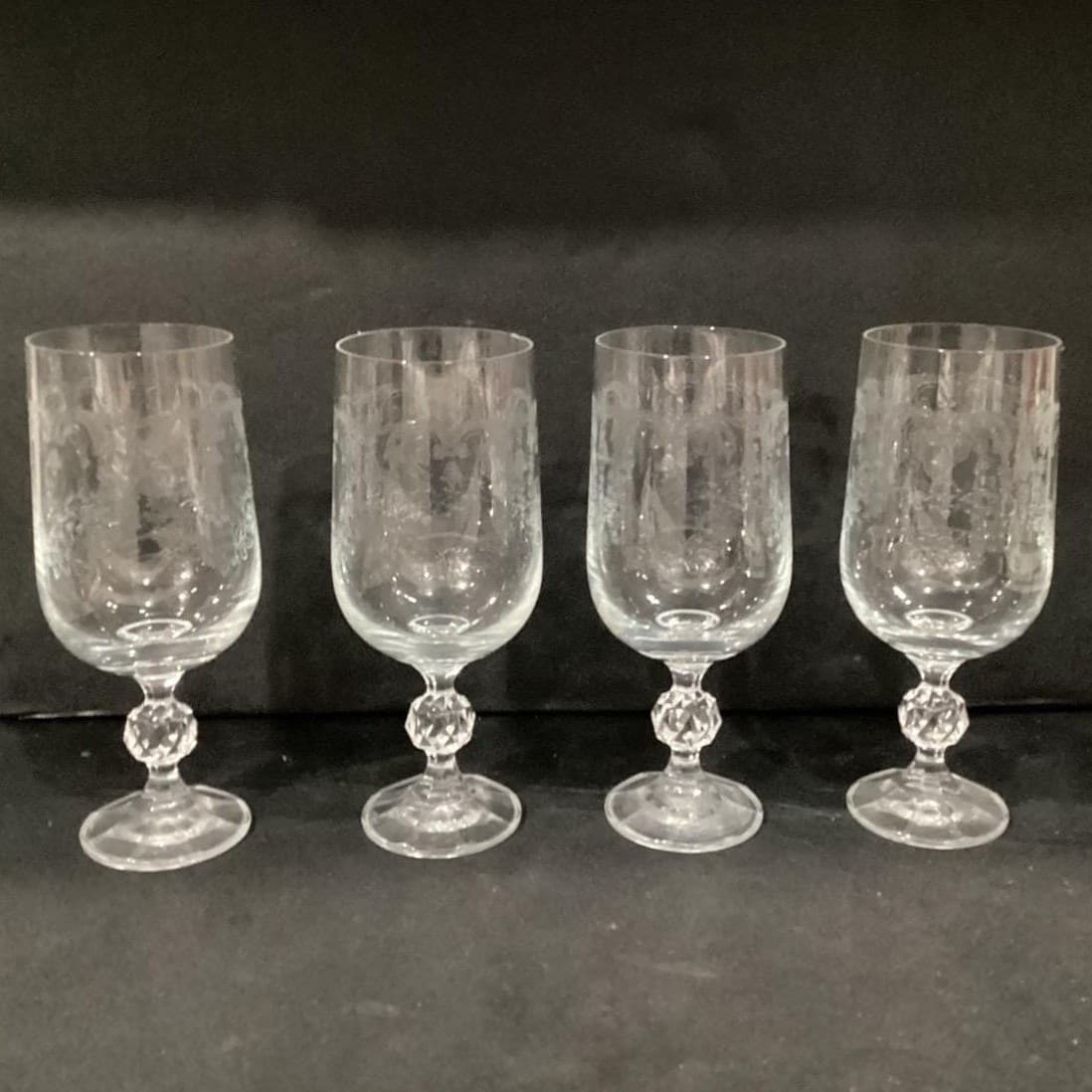 Bohemia Crystal Cascade Etched Wine Glasses Goblets Set of 4 * - Thumbnail 8