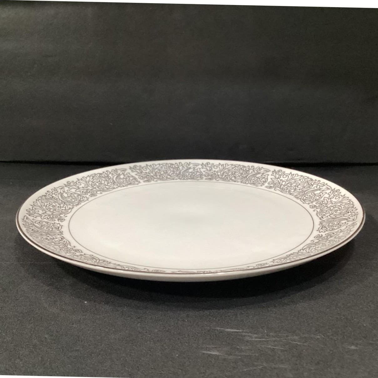 Brookwood Porcelain "Santiago" Chop Plate, Vintage Serving Platter, Tableware - Thumbnail 10
