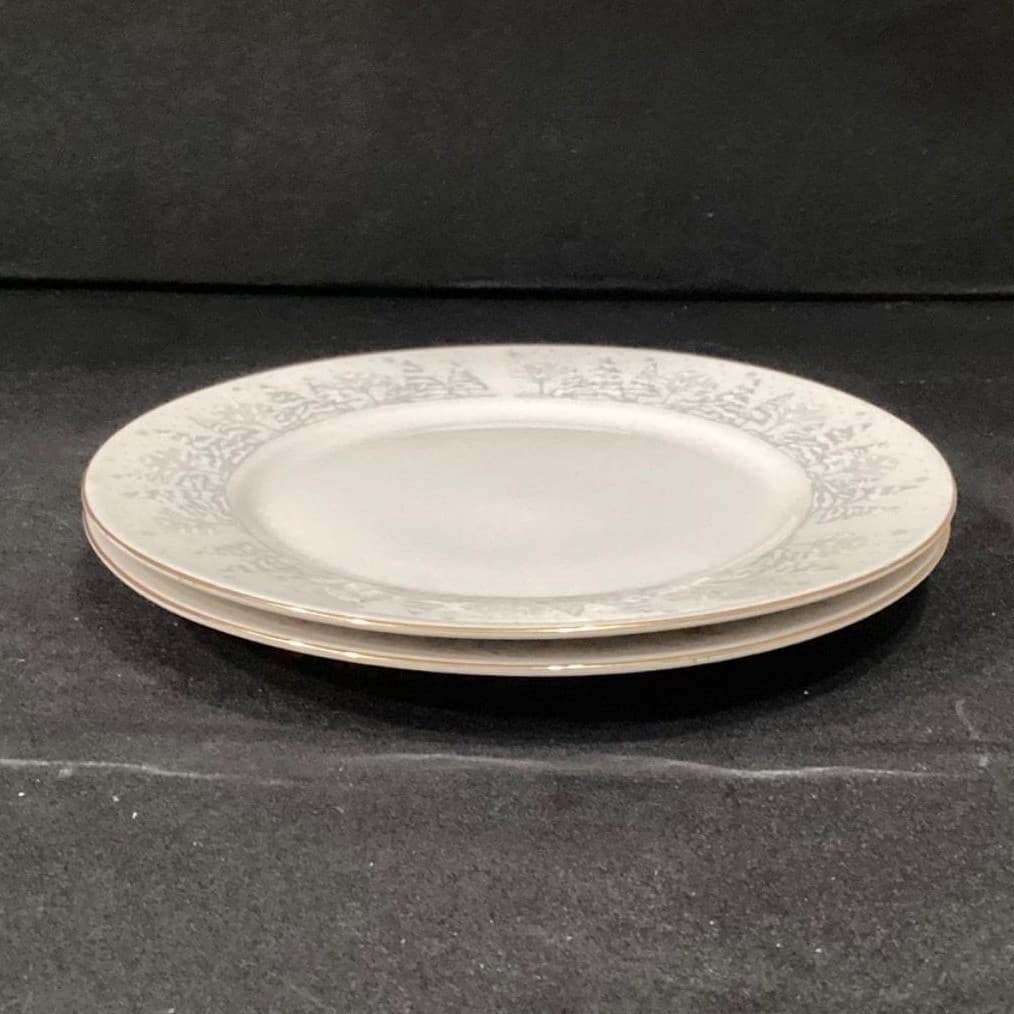 Lynn China "Christmas Pines" Bread Plates, Set of 2, Vintage Holiday Tableware - Thumbnail 7
