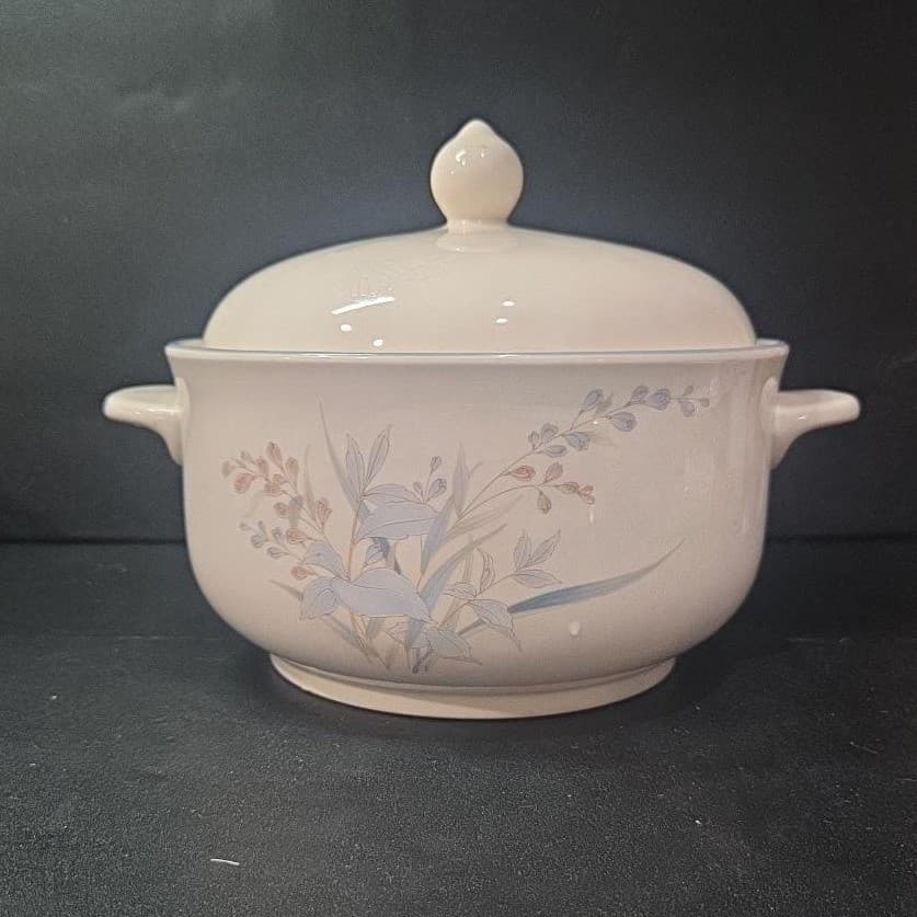 Noritake Kilkee Keltcraft 2Qt Casserole Dish, Vintage Covered Tureen, Bakeware - Thumbnail 4