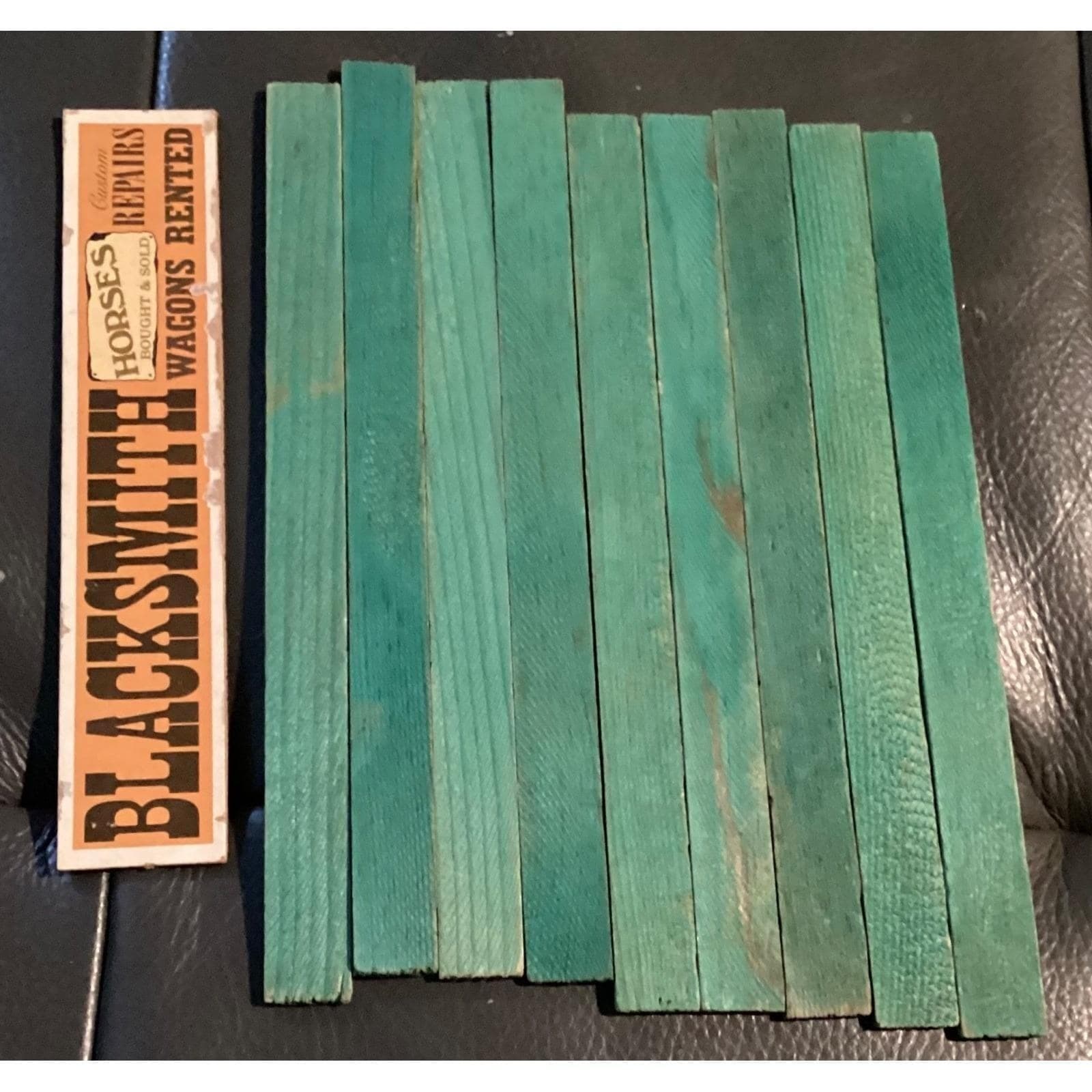 Lincoln Logs 70 Assorted Pieces, Vintage Wooden Building Toy - Thumbnail 4