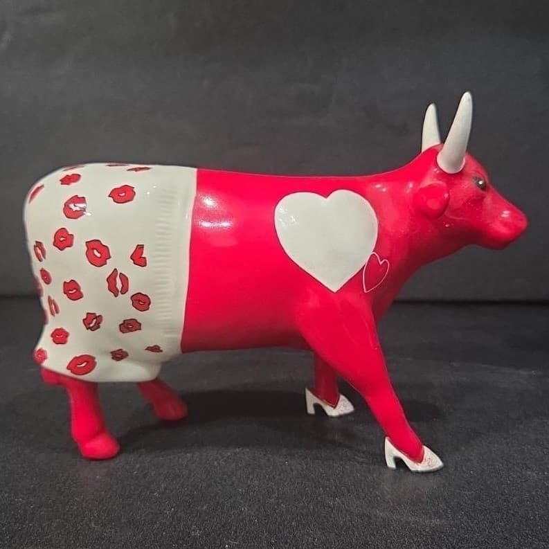 Cow Parade Moocho Amor Figurine, Westland Giftware, Collectible #9177, No Box - Thumbnail 4
