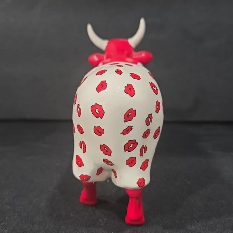 Cow Parade Moocho Amor Figurine, Westland Giftware, Collectible #9177, No Box - Thumbnail 5