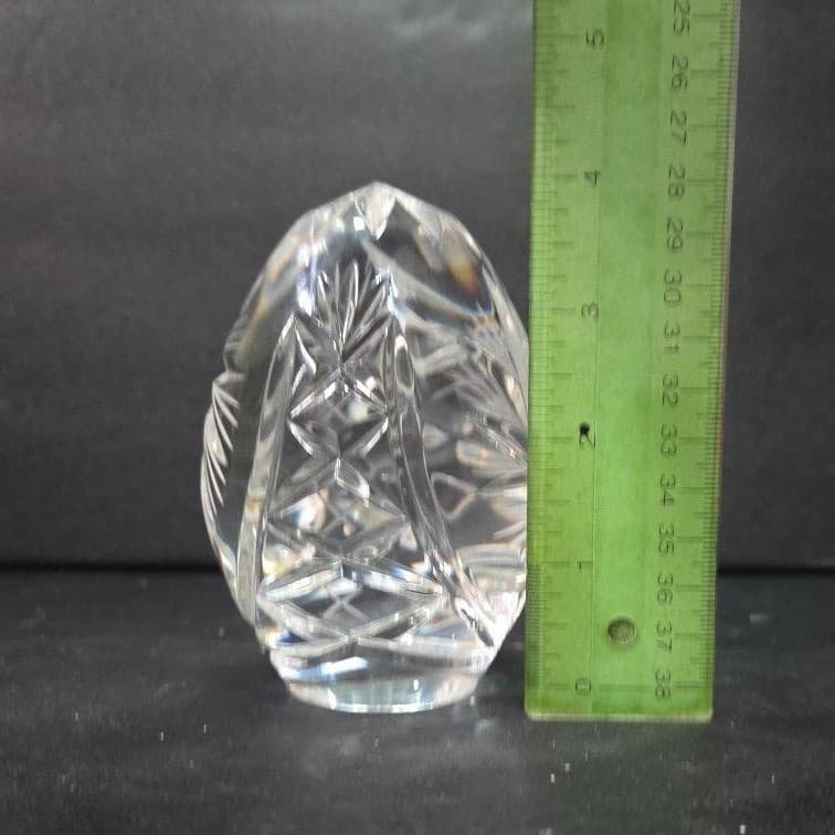 Gorham Style 24% Lead Crystal Egg, Vintage Hand Cut Paperweight, Mantel Decor - Thumbnail 8