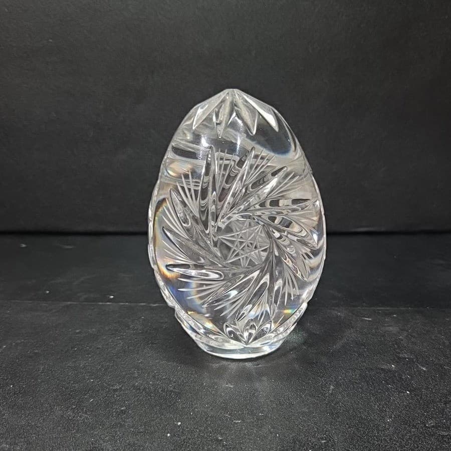 Gorham Style 24% Lead Crystal Egg, Vintage Hand Cut Paperweight, Mantel Decor - Thumbnail 4