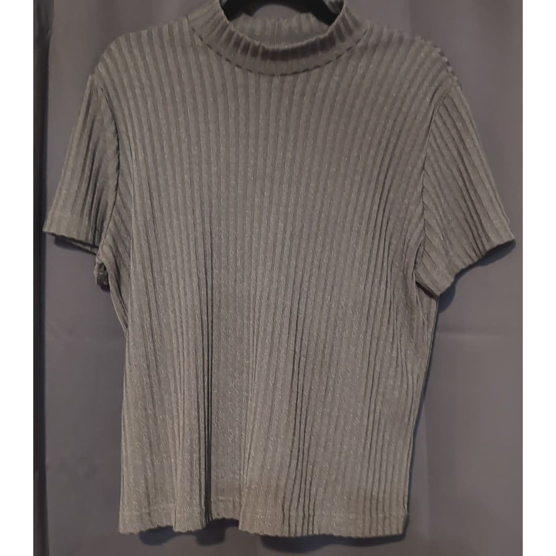 Joanna Vintage Gray Ribbed Mock Neck Short Sleeve Knit Top, Woman's XL, USA Made - Thumbnail 3