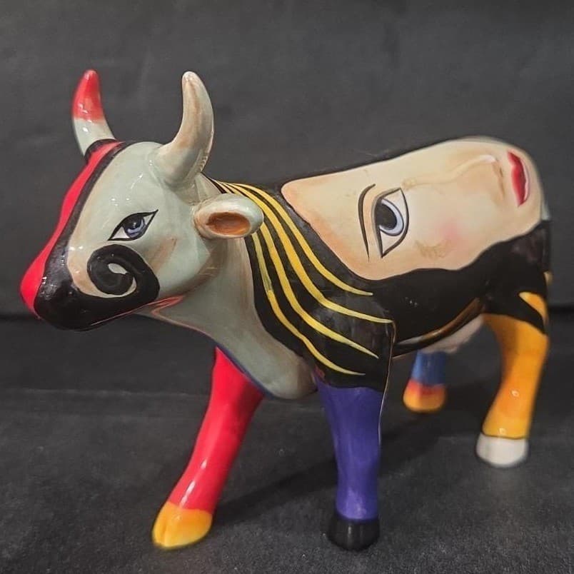 Cow Parade Chelsea Figurine, Westland Giftware, Collectible Statue #7346, No Box