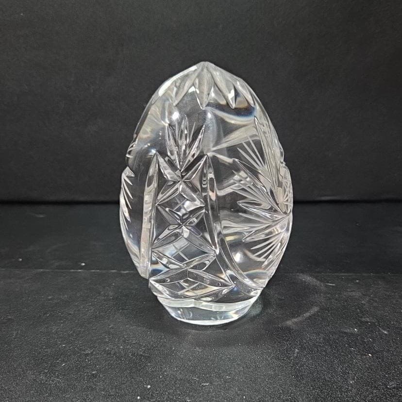 Gorham Style 24% Lead Crystal Egg, Vintage Hand Cut Paperweight, Mantel Decor - Thumbnail 5