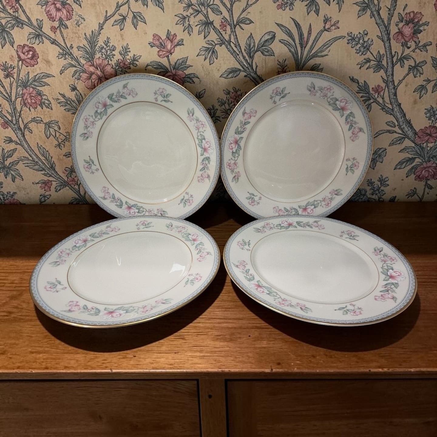 Lenox Serenade Dinner Plates, Set of 4, Vintage Floral Replacement Dinnerware