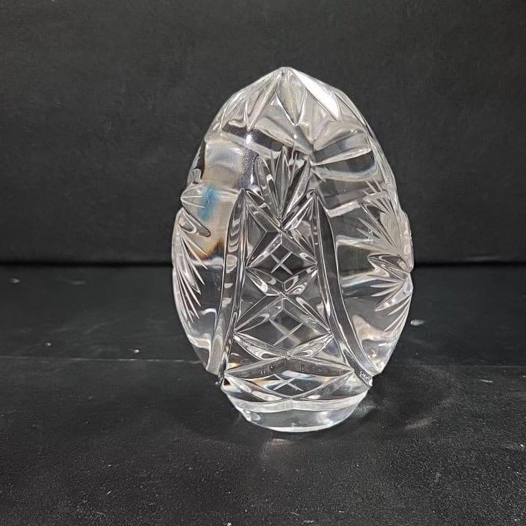 Gorham Style 24% Lead Crystal Egg, Vintage Hand Cut Paperweight, Mantel Decor - Thumbnail 3