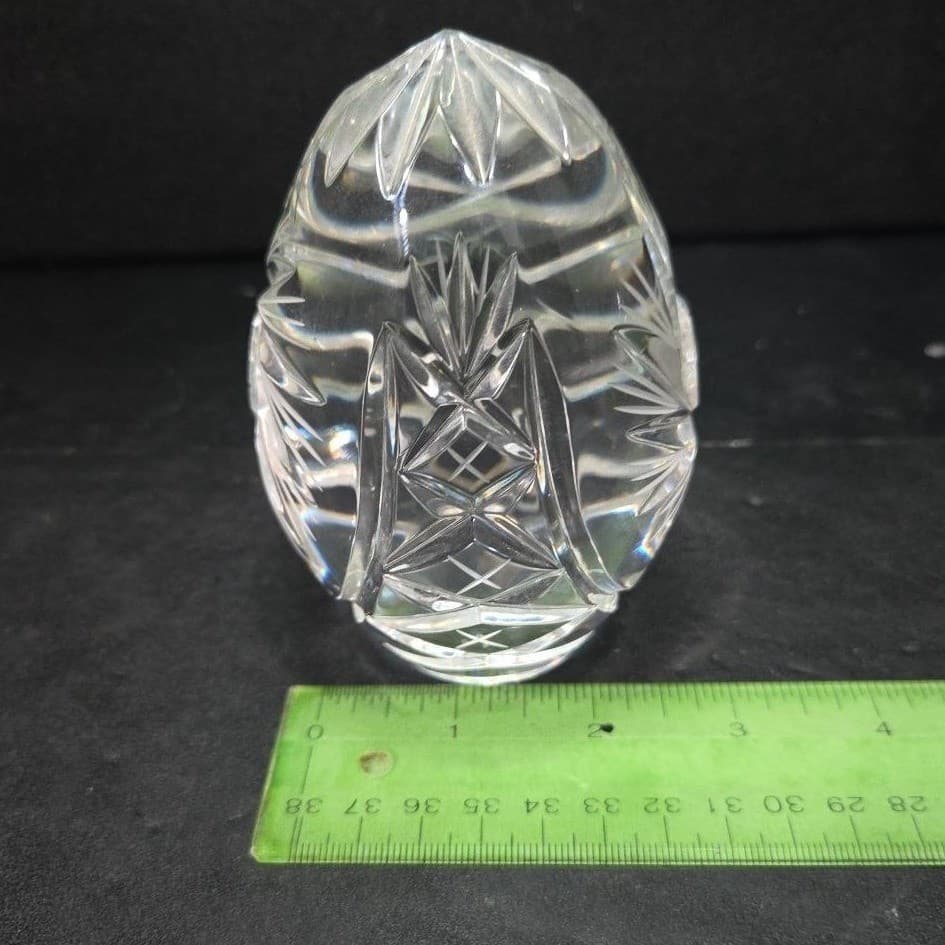 Gorham Style 24% Lead Crystal Egg, Vintage Hand Cut Paperweight, Mantel Decor - Thumbnail 9