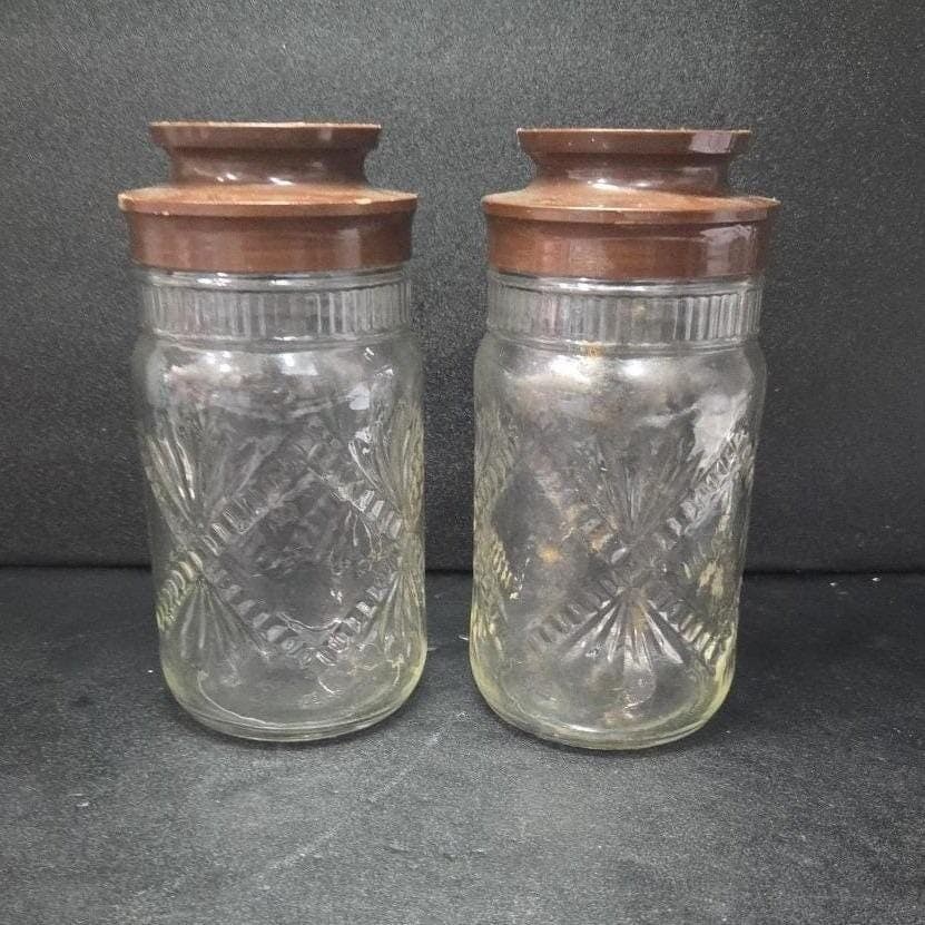 Anchor Hocking Embossed Clear Glass Jars, Set of 2, Vintage Fan Cross Canisters - Thumbnail 4