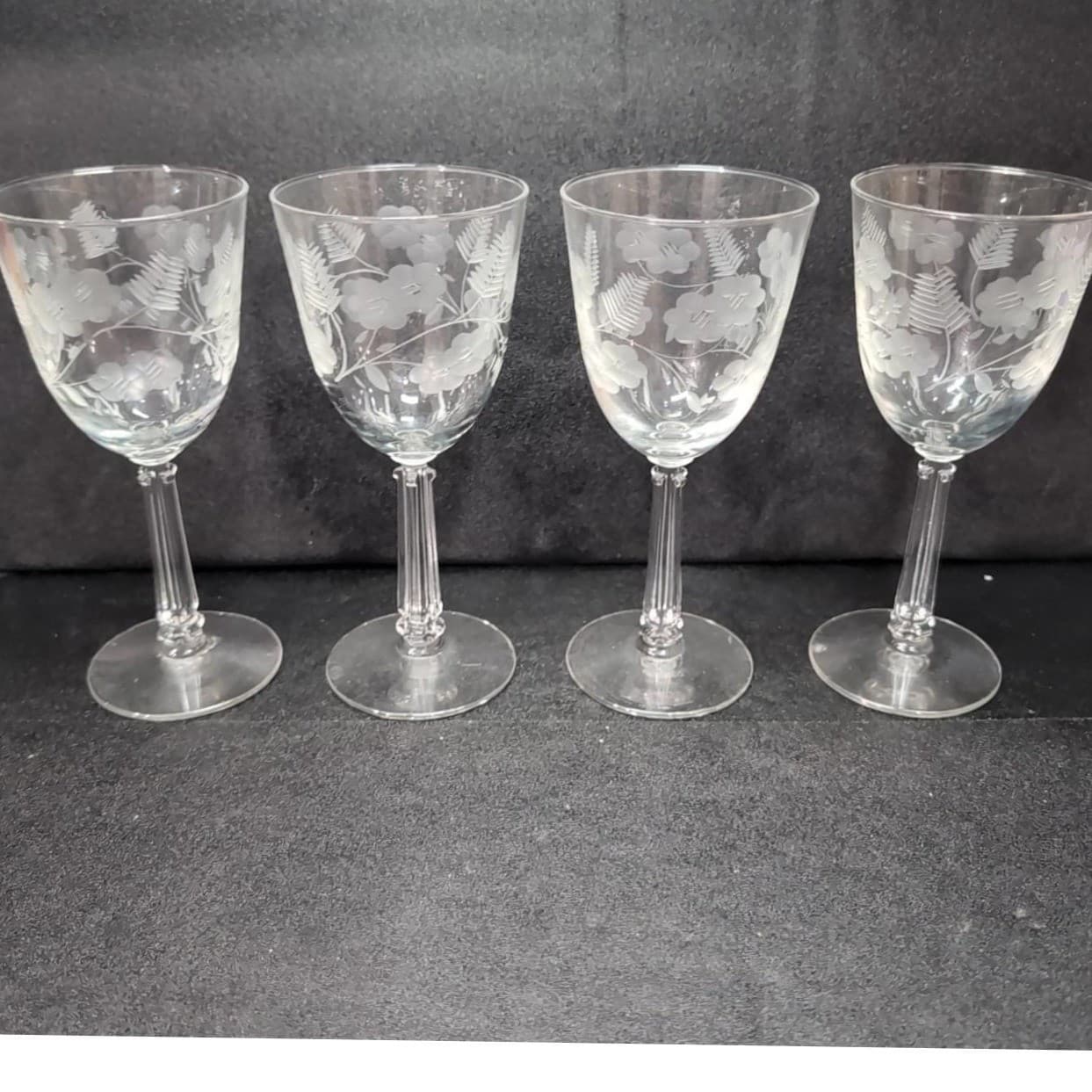 Libbey Rock Sharpe Water Goblets, Set of 4, Vintage Garland Design, Stemware - Thumbnail 3