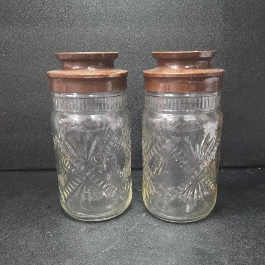 Anchor Hocking Embossed Clear Glass Jars, Set of 2, Vintage Fan Cross Canisters - Thumbnail 3