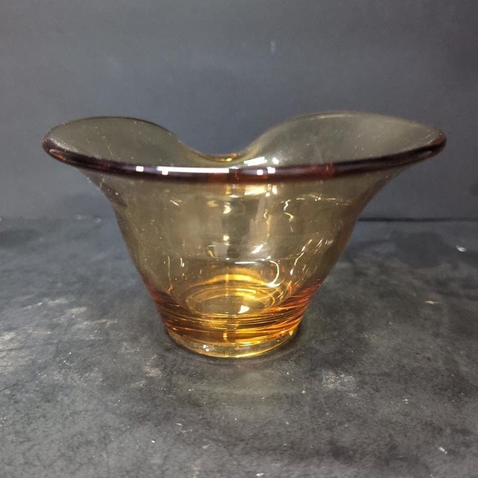 Viking Glass Amber Candy Dish, Vintage Mid Century Modern Decor, Chip & Dip Bowl - Thumbnail 5