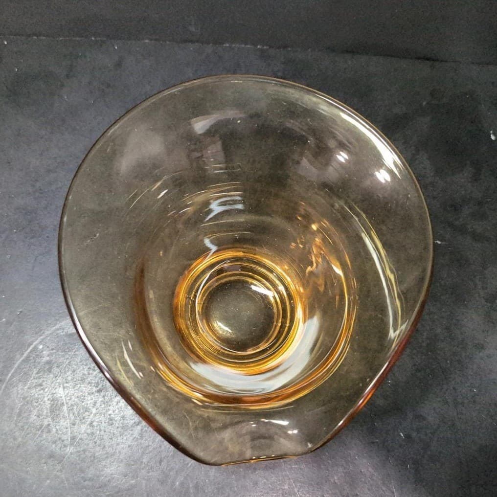 Viking Glass Amber Candy Dish, Vintage Mid Century Modern Decor, Chip & Dip Bowl - Thumbnail 7
