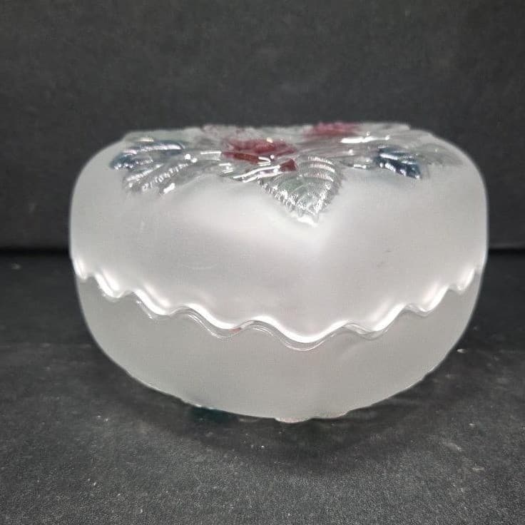 Studio Nova Heart Shaped Trinket Box, Frosted Glass Dish, Embossed Pink Roses - Thumbnail 5