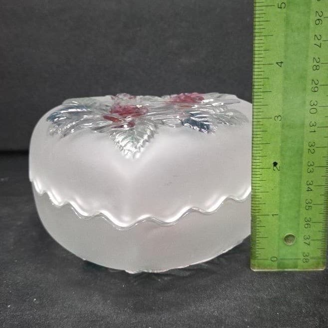 Studio Nova Heart Shaped Trinket Box, Frosted Glass Dish, Embossed Pink Roses - Thumbnail 9