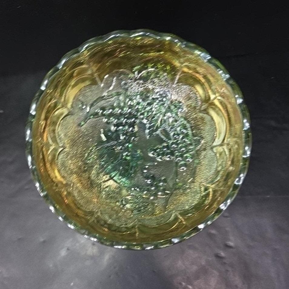 Imperial Grape Helios Leaf Green Gold Carnival Glass Bowls, Scalloped Set of 3 - Thumbnail 5