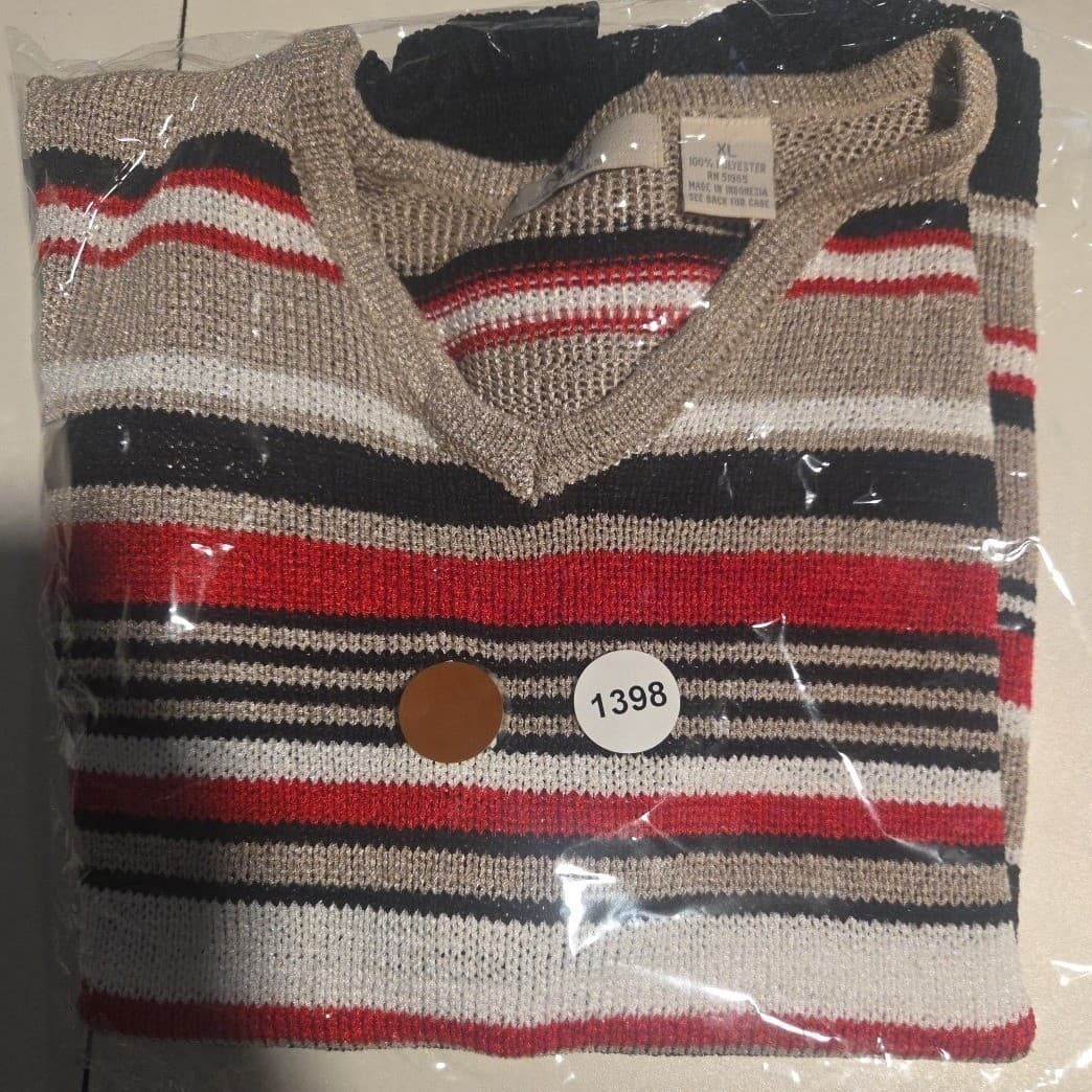 NWB Casuals Short Sleeve V-Neck Knit Top, Womens XL Red Black Tan Striped Shirt - Thumbnail 7