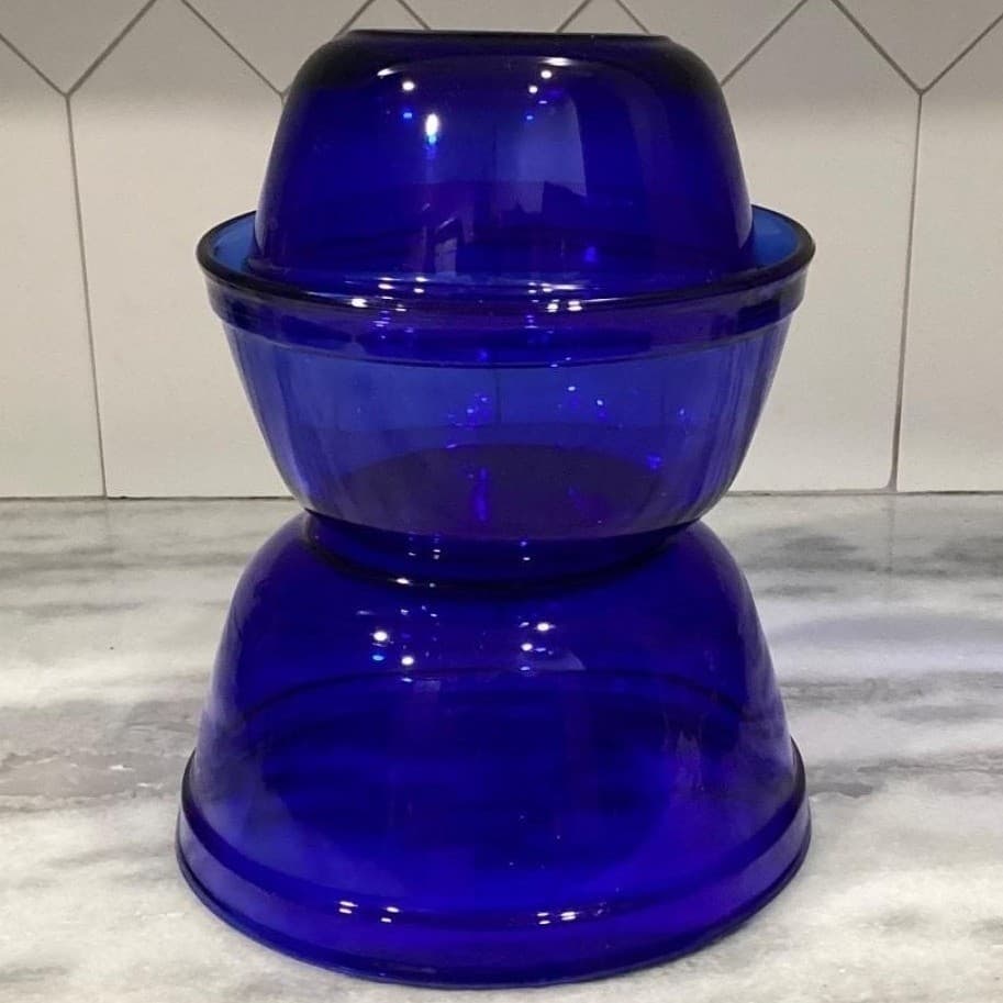 Vintage Anchor Hocking USA Cobalt Blue Glass Nesting Mixing Bowls Set of 3 * - Thumbnail 18